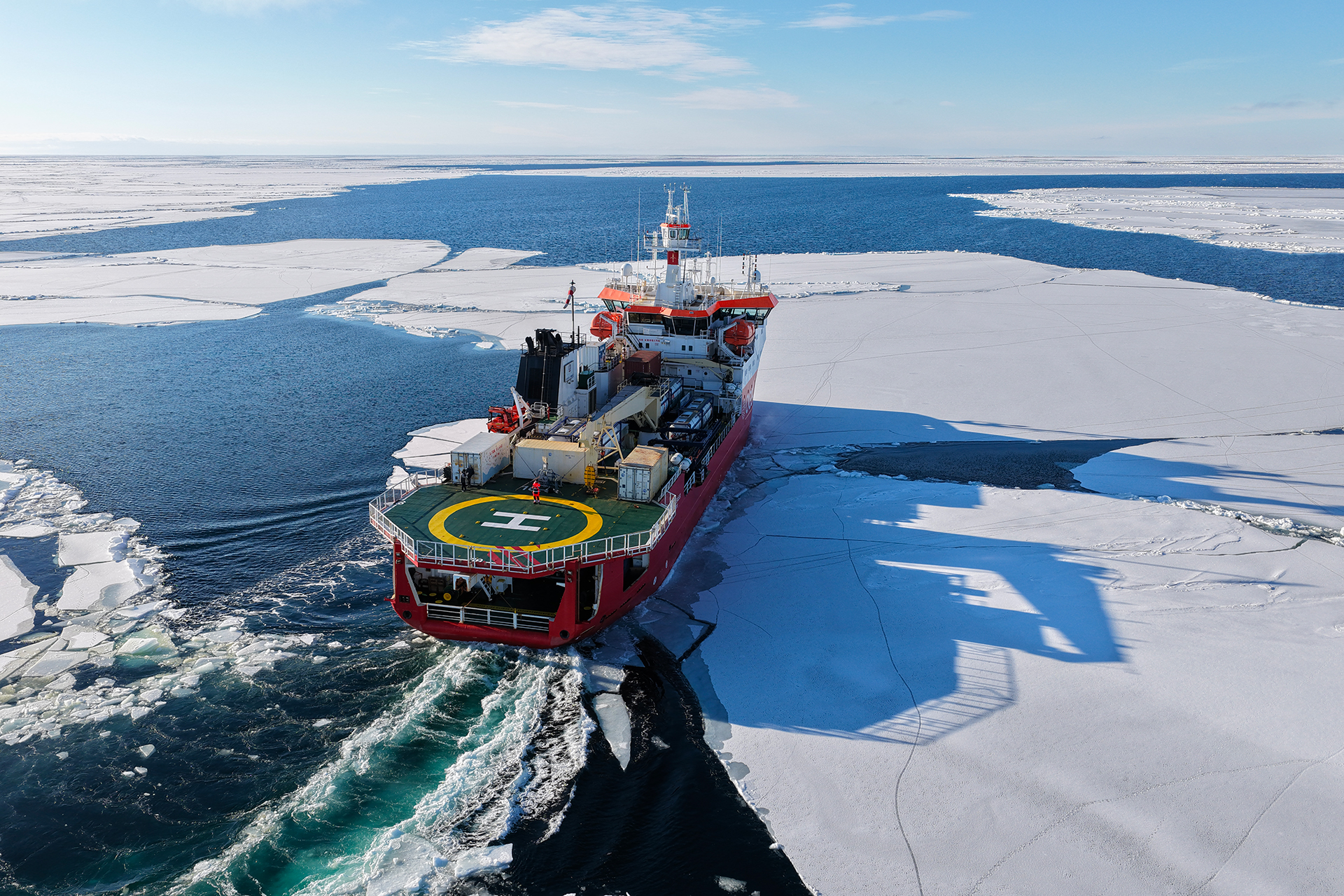 La nave rompighiaccio Laura Bassi